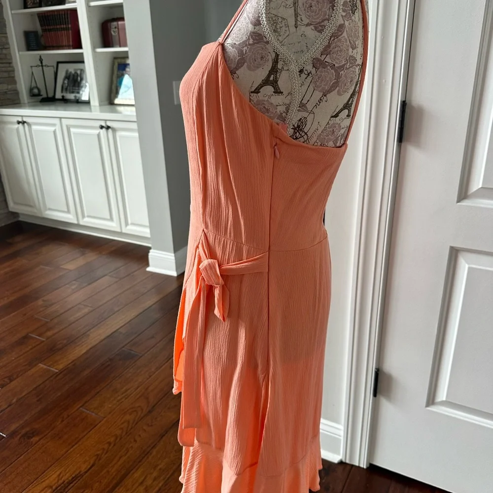 Dress - Picture 3 of 3